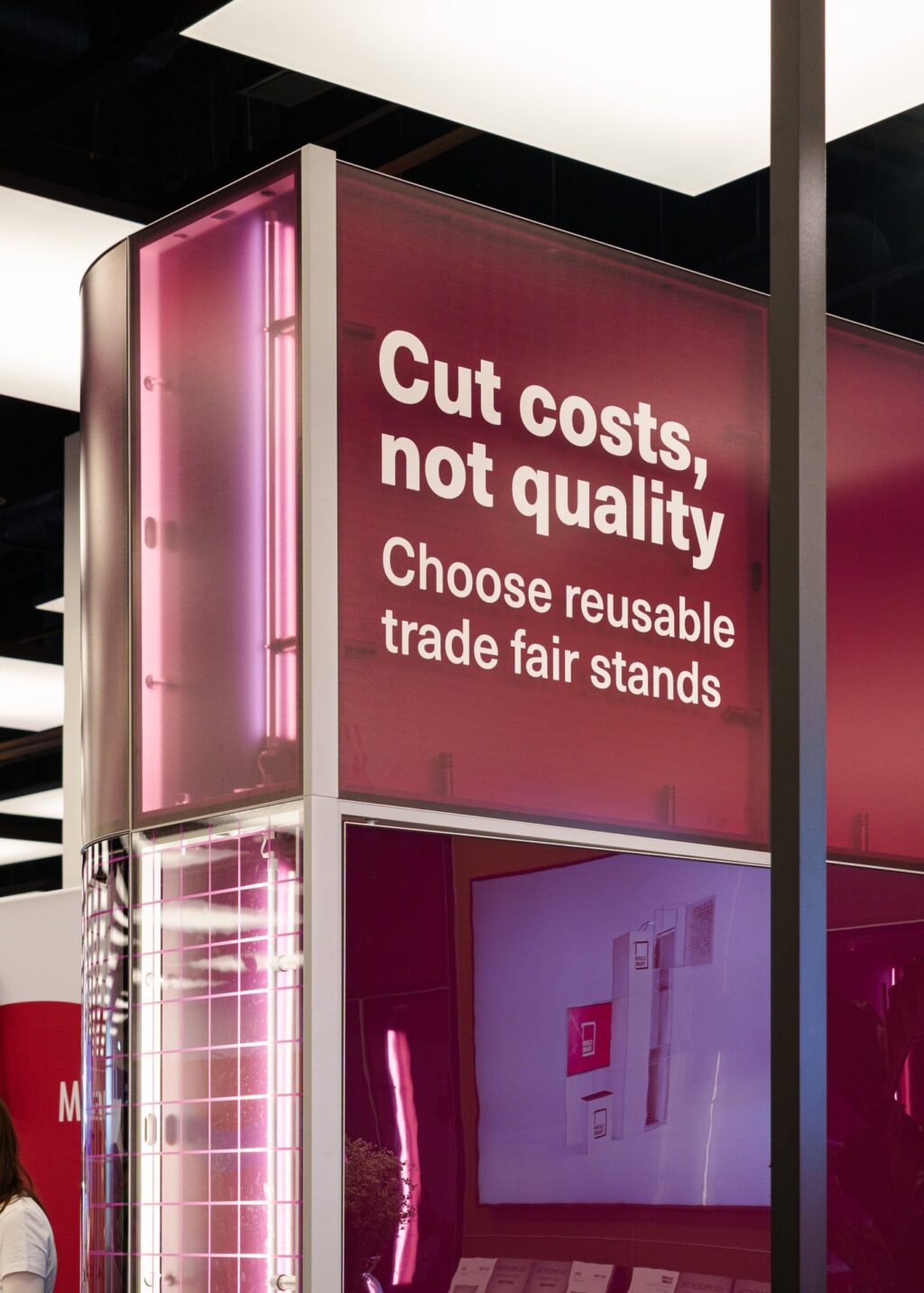 Branding stoiska na targi - zabudowa modułowa zaprezentowana na I Love Marketing & Technology 2025