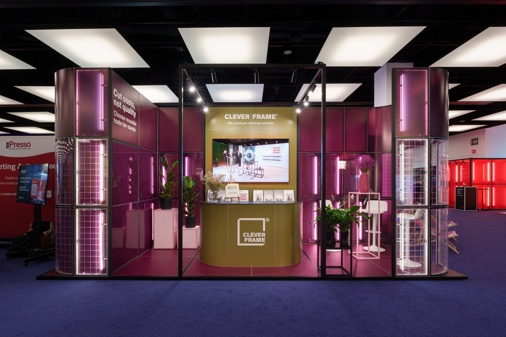 Stoisko na targi Clever Frame