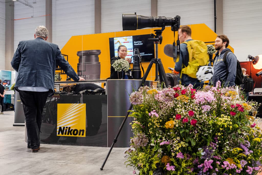Stoisko targowe Nikon — projekt i produkcja Clever Frame