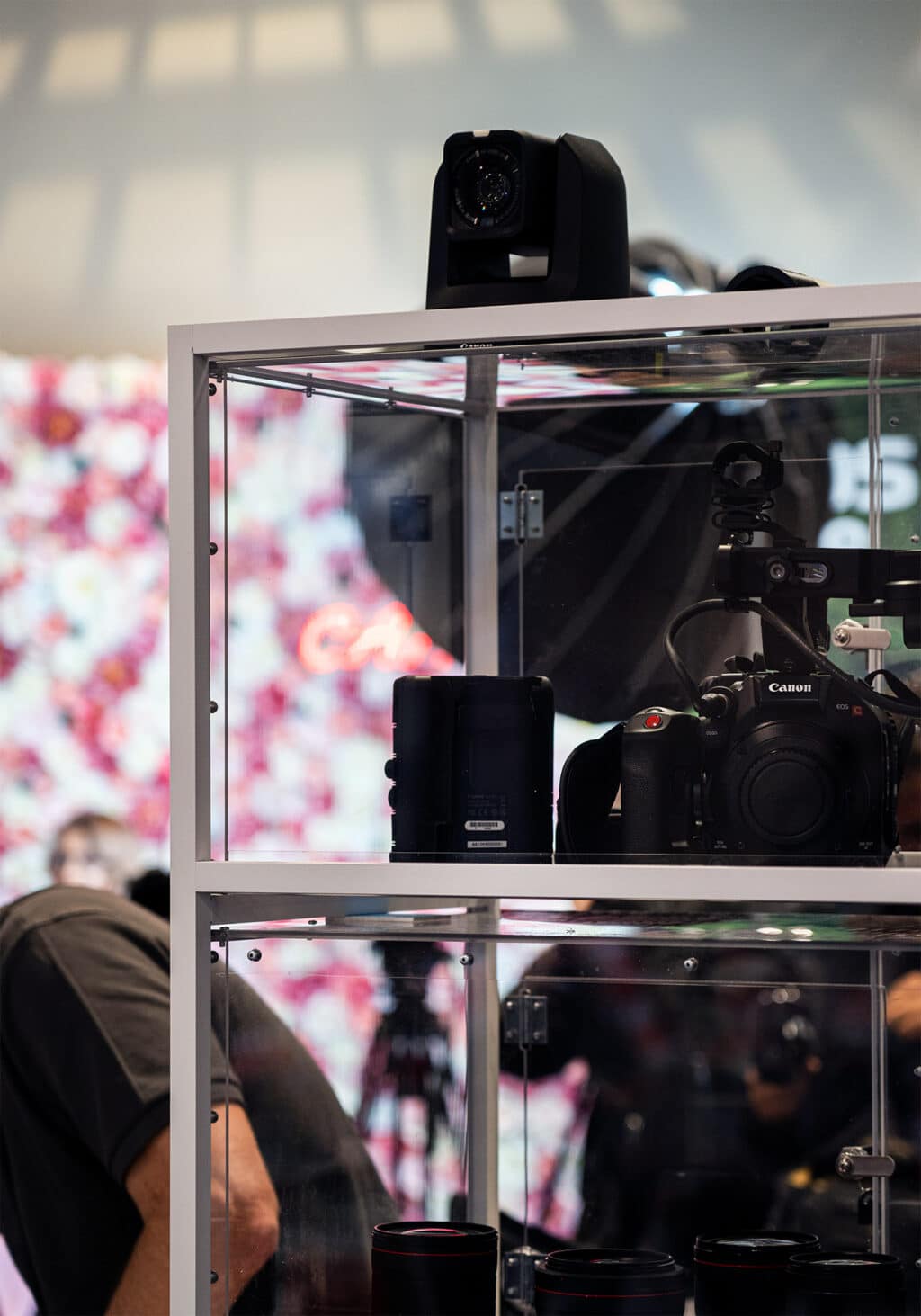 Stoisko targowe Canon — projekt i produkcja Clever Frame