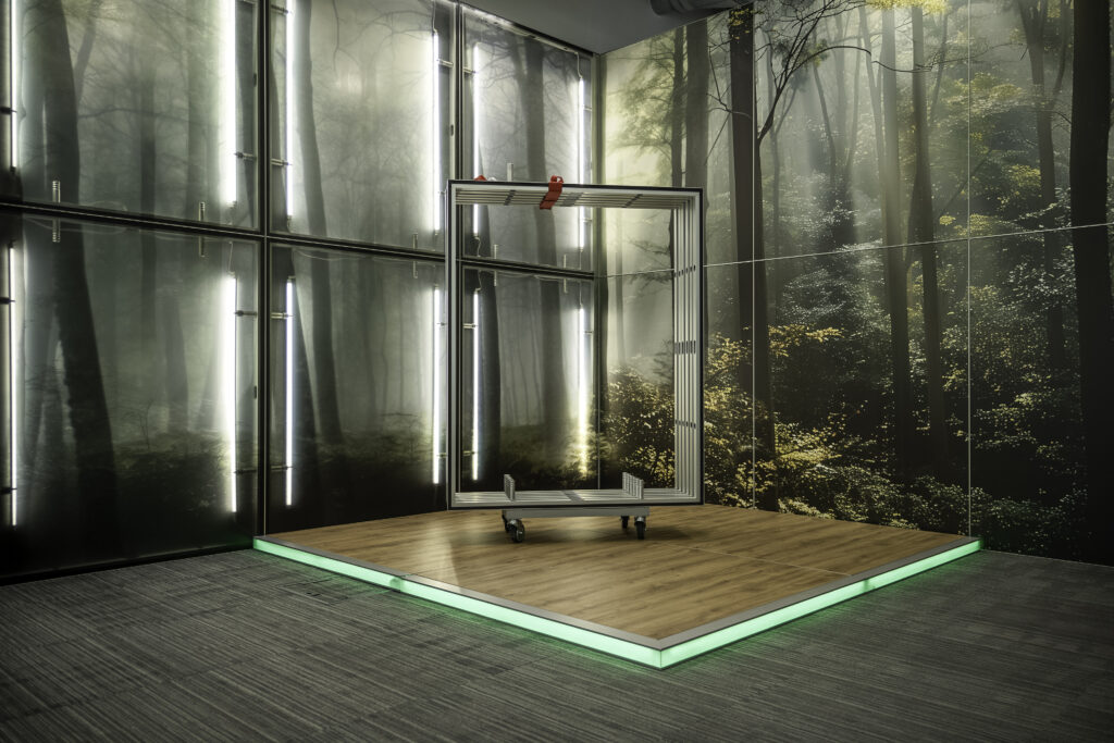 Fragment stoiska na targi. Warszawski showroom Clever Frame